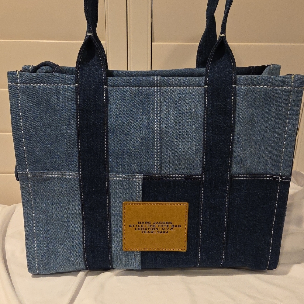 NWOT - Marc Jacobs Large Denim Tote Bag - Picture 3 of 9